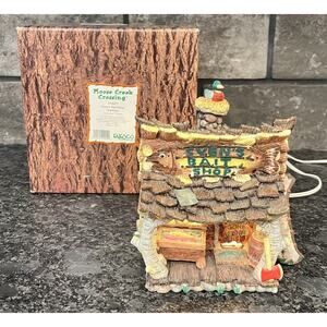 Enesco Moose Creek Crossing “Sven’s Bait Shop” 1995 Nightlight #170577